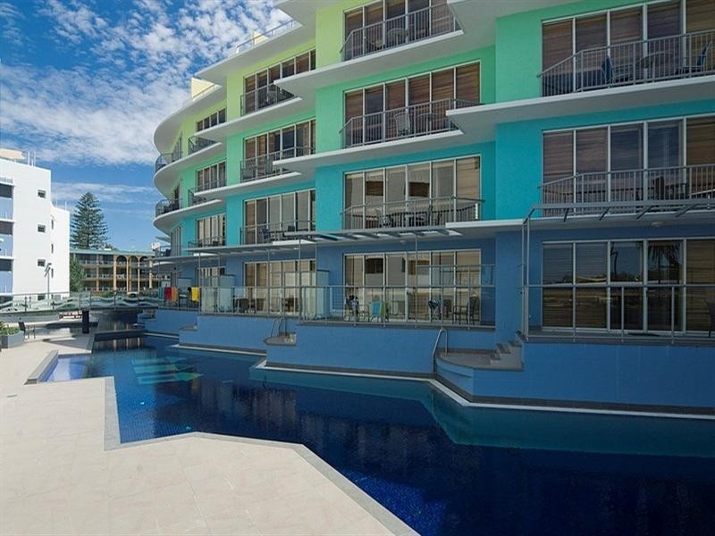 Unit 27 ‘Rolling Surf Resort’ 8 Levuka Avenue, Kings Beach QLD 4551