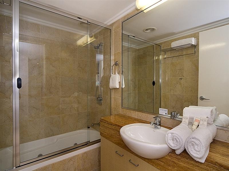 Unit 27 ‘Rolling Surf Resort’ 8 Levuka Avenue, Kings Beach QLD 4551