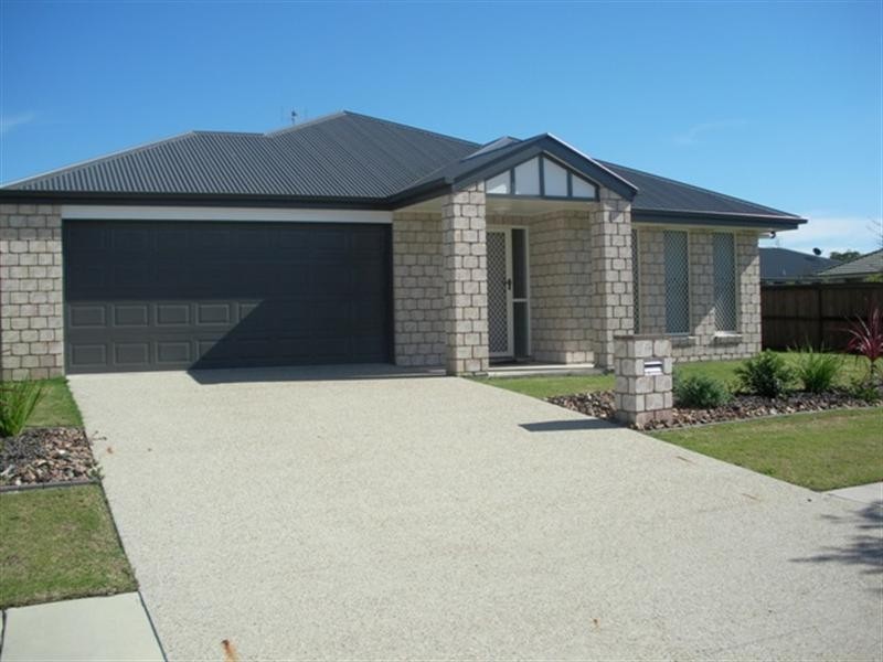 17 Howitt Street, Caloundra West QLD 4551