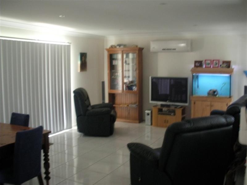 17 Howitt Street, Caloundra West QLD 4551
