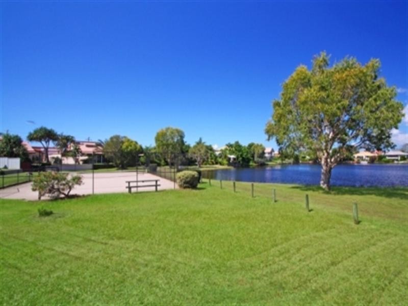 64 Wavell Avenue, Pelican Waters QLD 4551