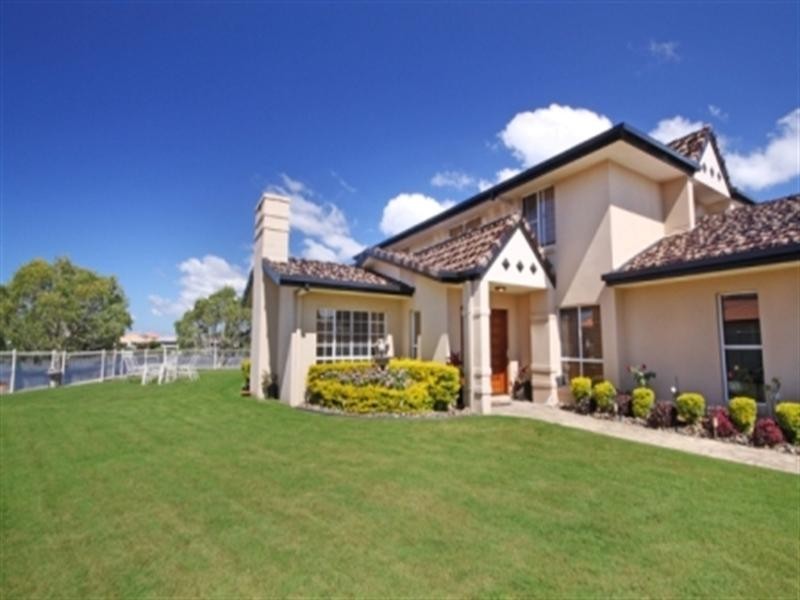 64 Wavell Avenue, Pelican Waters QLD 4551