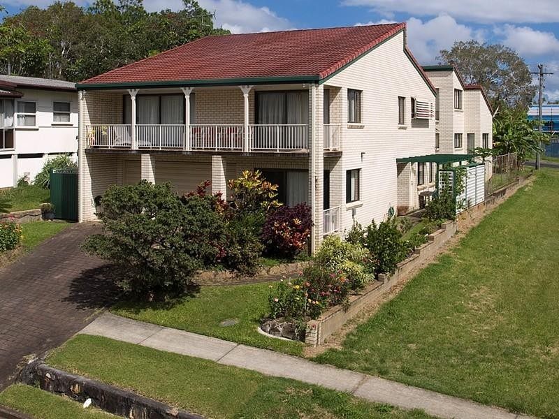 18 Henzell Street, Dicky Beach QLD 4551
