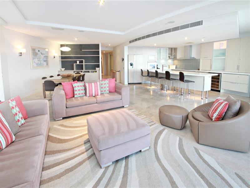 Unit 704 ‘Oceans’ 101 Mooloolaba Esplanade, Mooloolaba QLD 4557