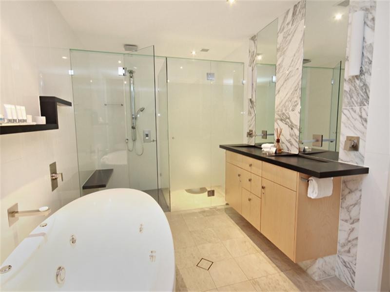 Unit 704 ‘Oceans’ 101 Mooloolaba Esplanade, Mooloolaba QLD 4557