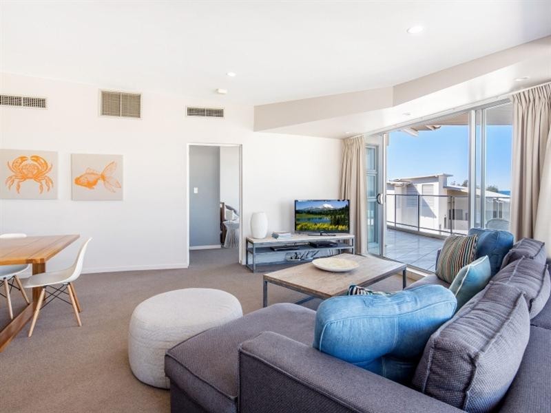 Unit 24 ‘Salt On Kings’ 13 Mahia Terrace, Kings Beach QLD 4551