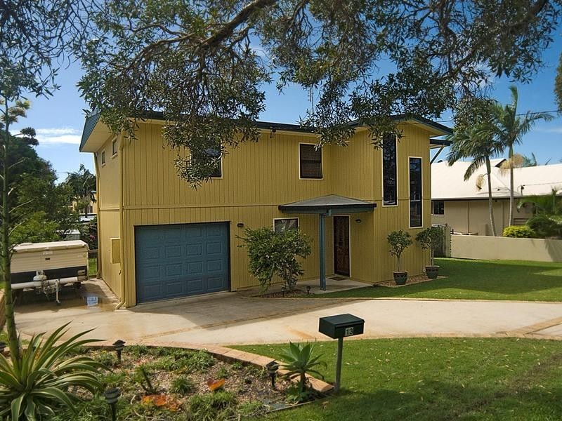 13 Neill Street, Dicky Beach QLD 4551