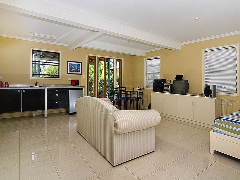 13 Neill Street, Dicky Beach QLD 4551