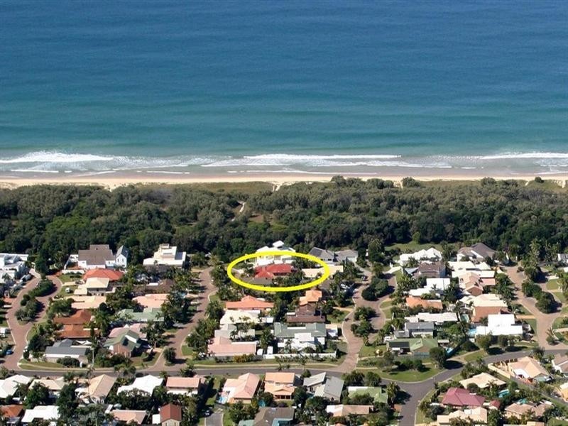 9 Seafarer Court, Bokarina QLD 4575