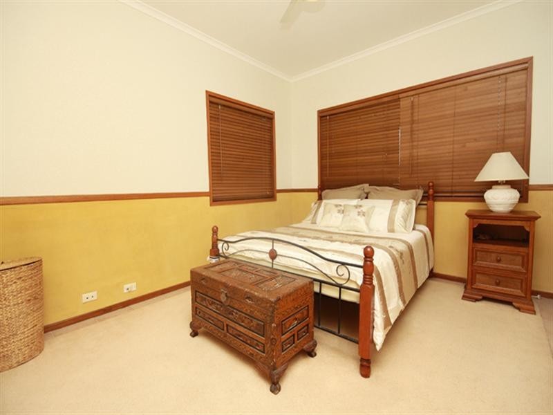 9 Seafarer Court, Bokarina QLD 4575