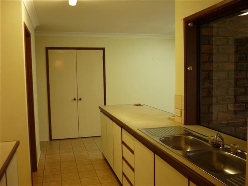 7 Alloota Street, Wurtulla QLD 4575
