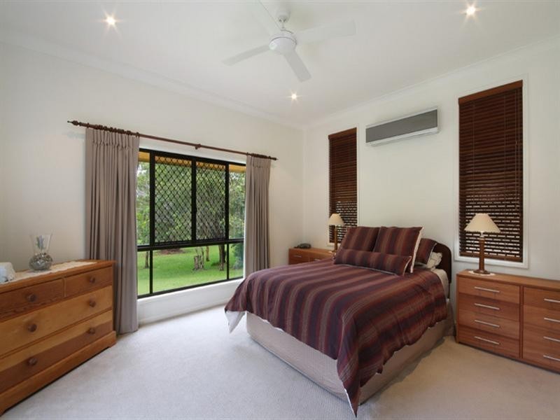 5 Kentucky Court, Little Mountain QLD 4551
