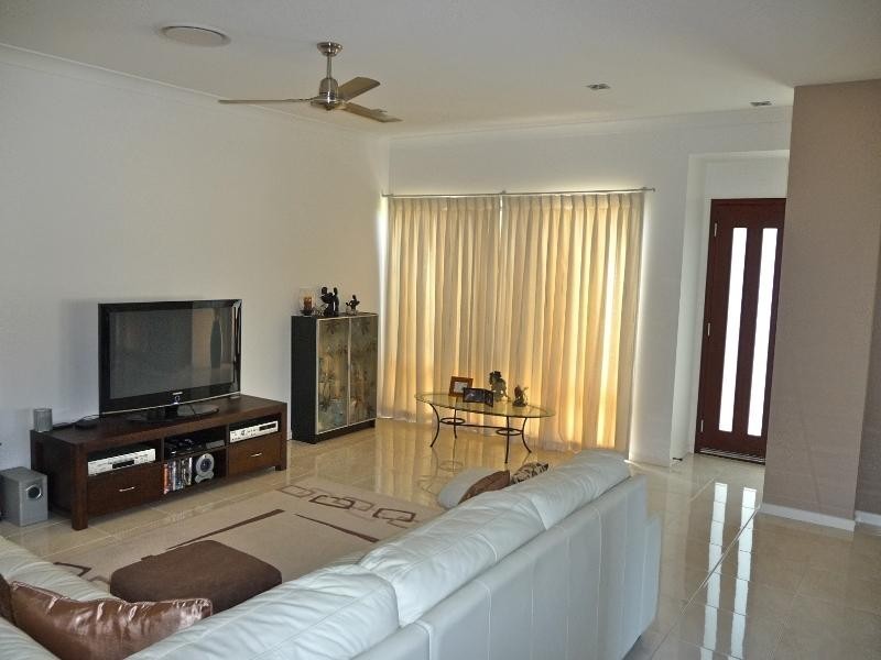 17 Gairdner Street, Caloundra West QLD 4551