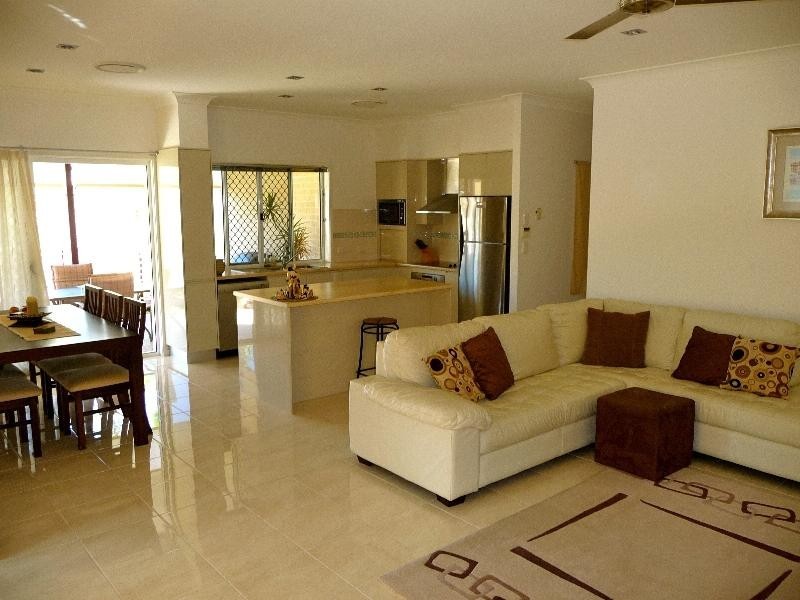 17 Gairdner Street, Caloundra West QLD 4551