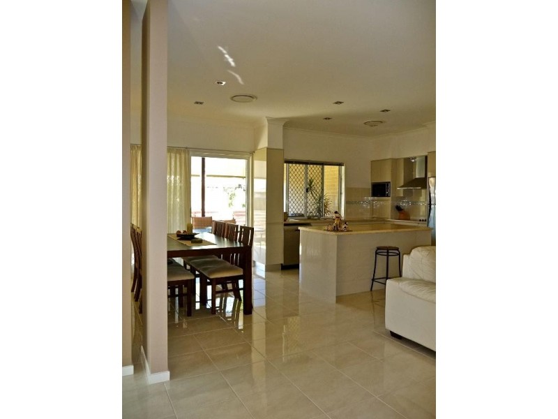 17 Gairdner Street, Caloundra West QLD 4551