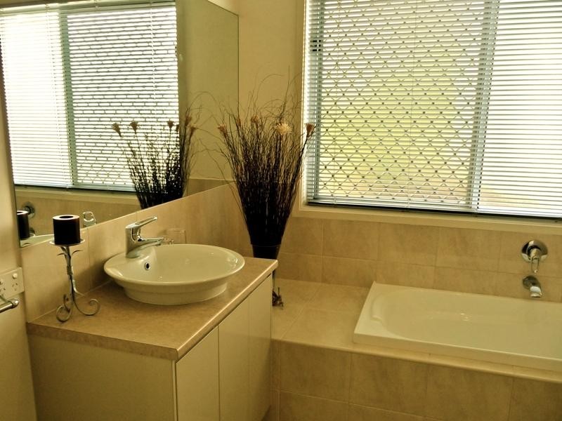 17 Gairdner Street, Caloundra West QLD 4551