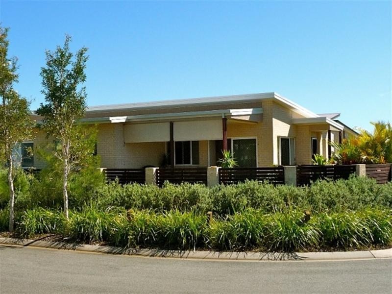17 Gairdner Street, Caloundra West QLD 4551