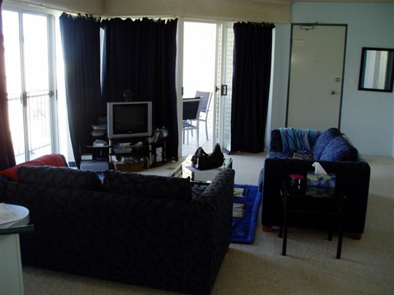 Unit 4,17 Verney Street, Kings Beach QLD 4551