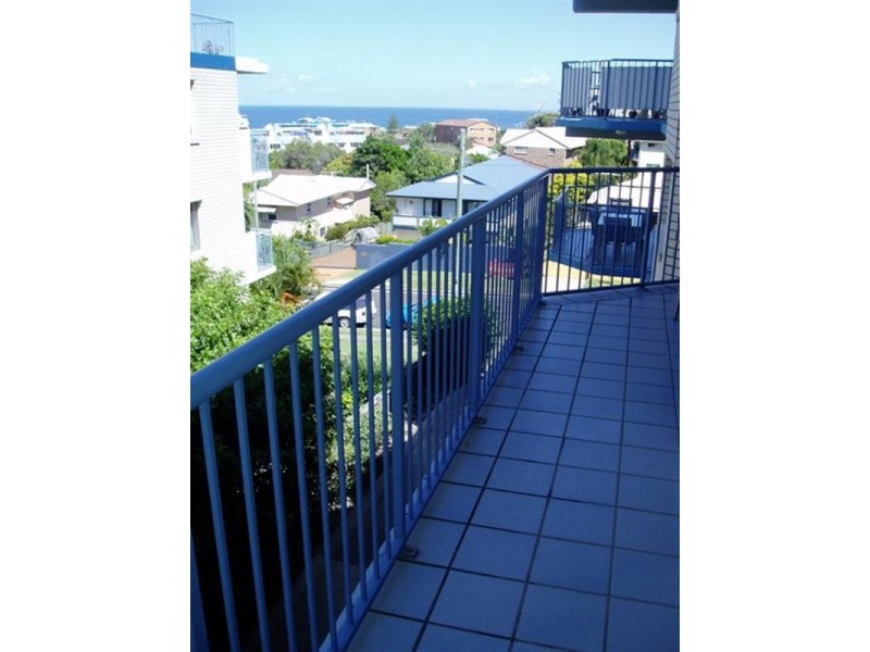 Unit 4,17 Verney Street, Kings Beach QLD 4551