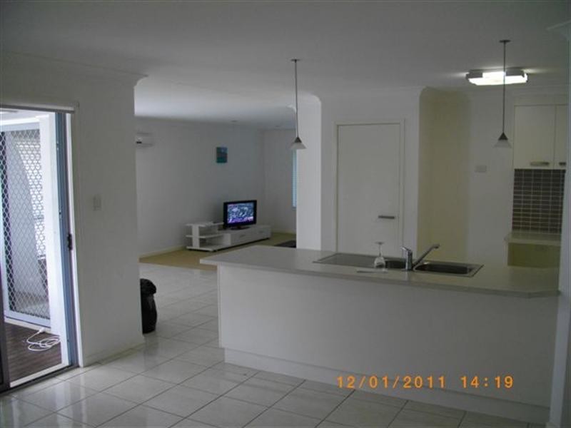 6 Donnelly Place, Caloundra West QLD 4551