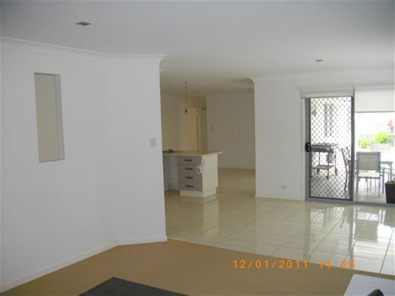 6 Donnelly Place, Caloundra West QLD 4551