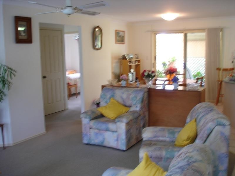 Unit 6 ‘Clearwaters on Golden Beach’  2 North Street, Golden Beach QLD 4551