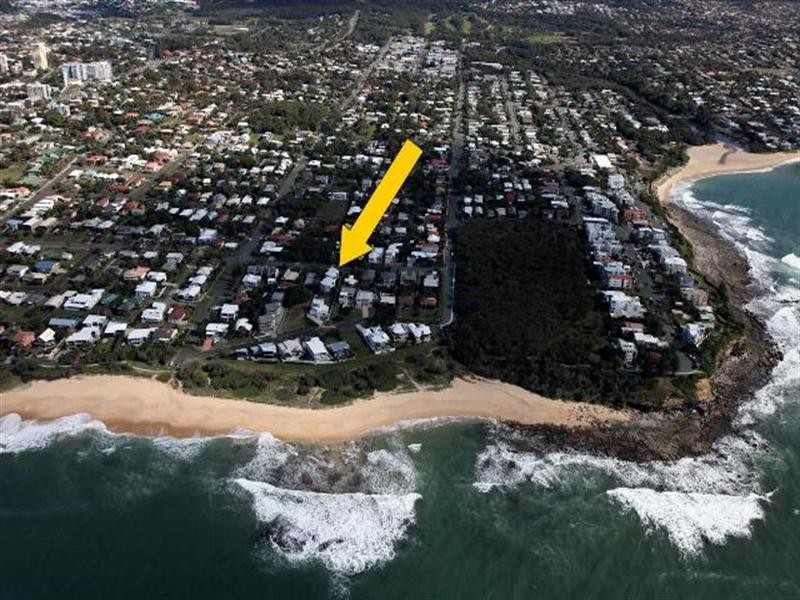 Unit 2 ‘The Beach Houses’ 11 Wellington Parade, Shelly Beach QLD 4551