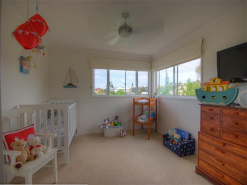 Unit 2 ‘The Beach Houses’ 11 Wellington Parade, Shelly Beach QLD 4551