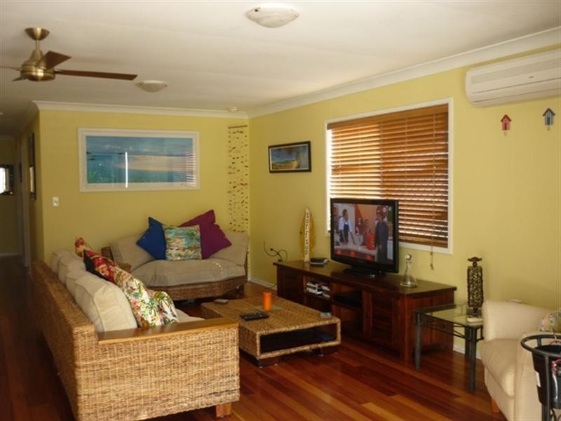 66 Cooroora Street, Dicky Beach QLD 4551