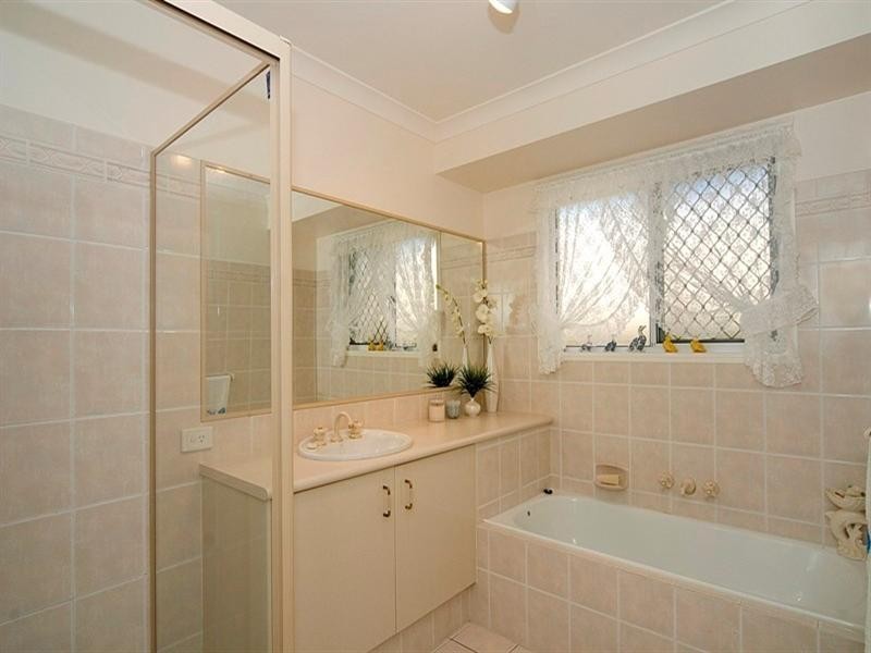 18 Grace Court, Pelican Waters QLD 4551