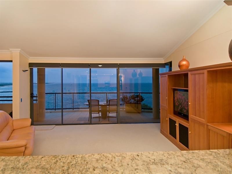 Unit 4, 23 Queen Of Colonies, Moffat Beach QLD 4551