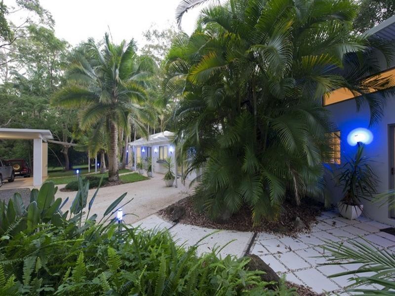 52 De Zen Road, Palmview QLD 4553