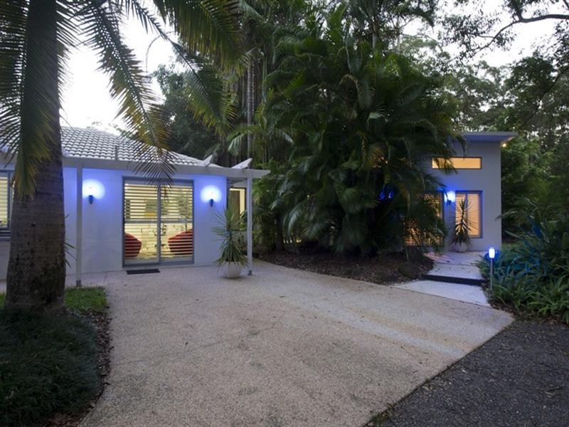 52 De Zen Road, Palmview QLD 4553