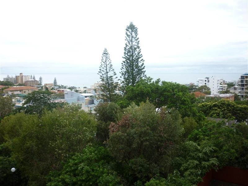 Unit 2, 18 Queen Street, Kings Beach QLD 4551