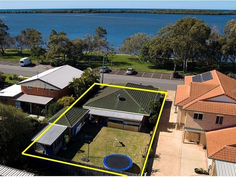 150 Golden Beach Esplanade, Golden Beach QLD 4551