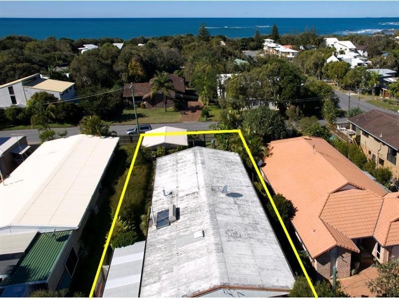 4 Bott Street, Dicky Beach QLD 4551