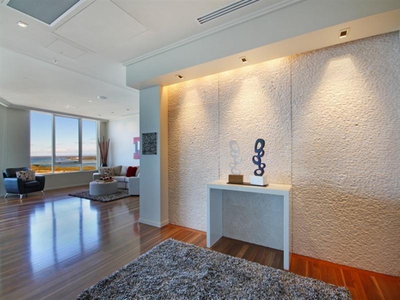 Unit 2121 ‘Aspect’ 80 Lower Gay Terrace, Caloundra QLD 4551