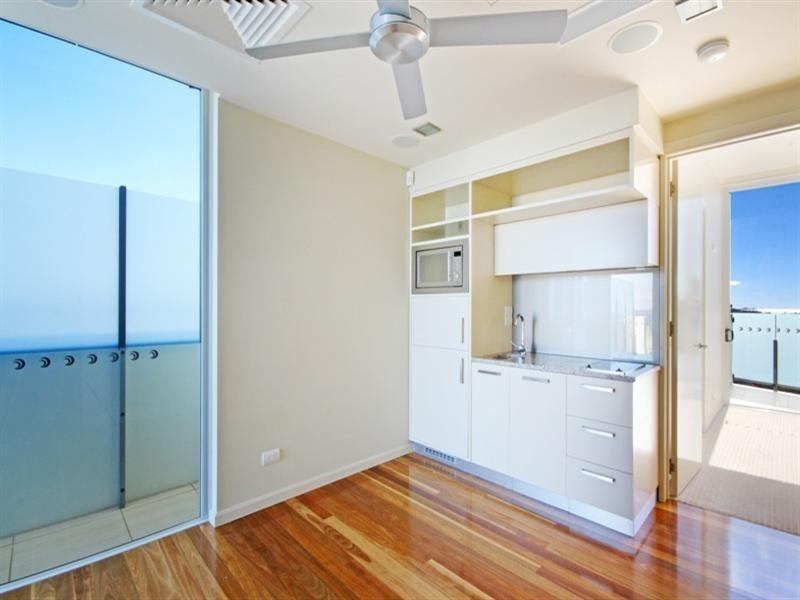 Unit 2121 ‘Aspect’ 80 Lower Gay Terrace, Caloundra QLD 4551