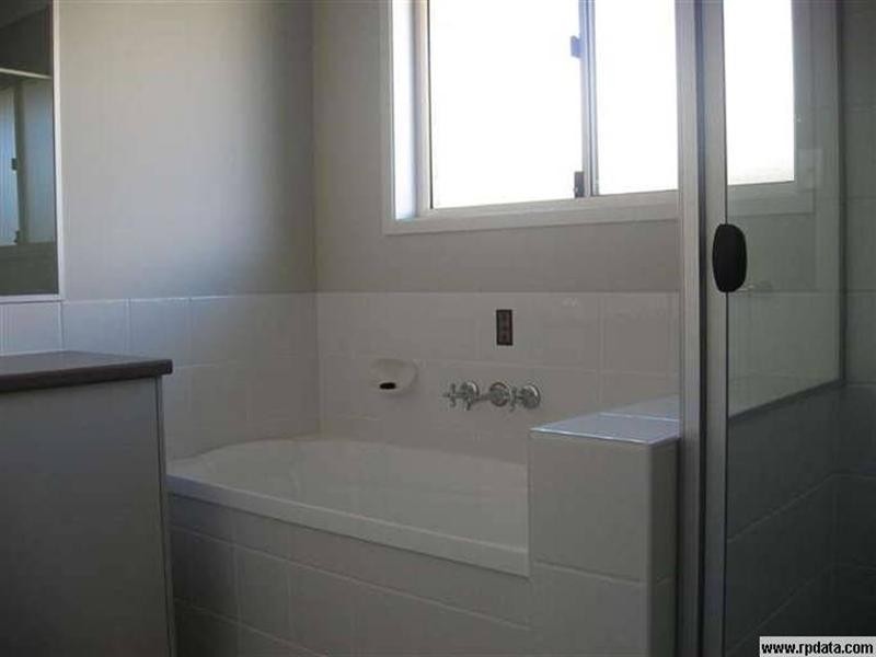 23 Bangalore Close, Caloundra West QLD 4551