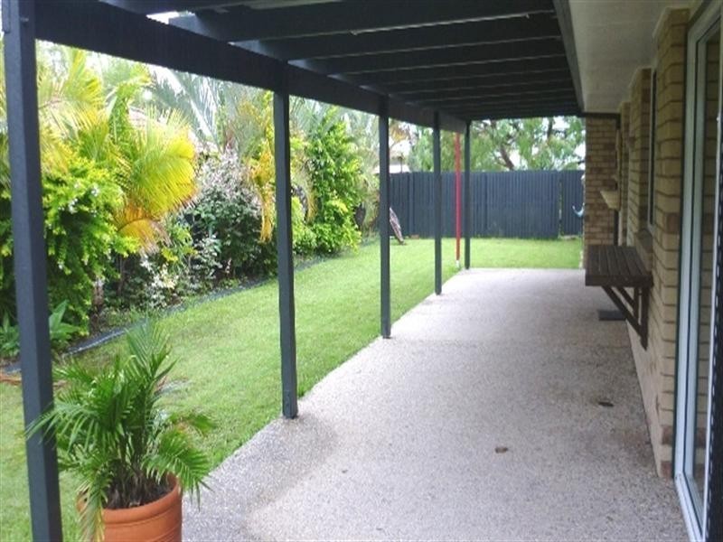 19 Greenwood Place, Little Mountain QLD 4551