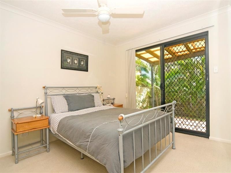 2/104 Pacific Boulevard, Buddina QLD 4575