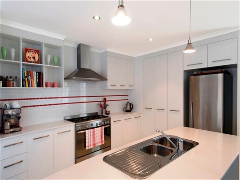 42 Grampion Drive, Caloundra West QLD 4551