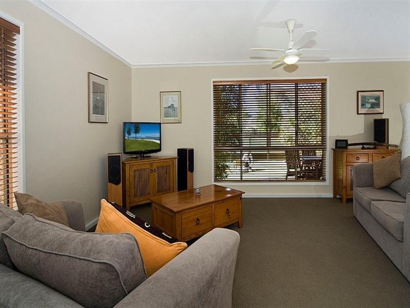 8 Wandana Court, Currimundi QLD 4551