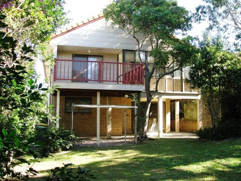 9 Windsor Avenue, Moffat Beach QLD 4551