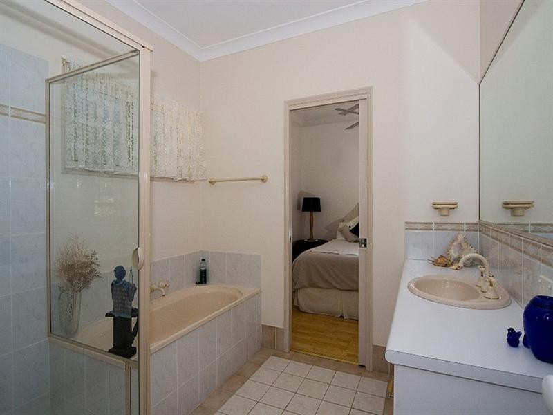 8 Orpheus Court, Little Mountain QLD 4551