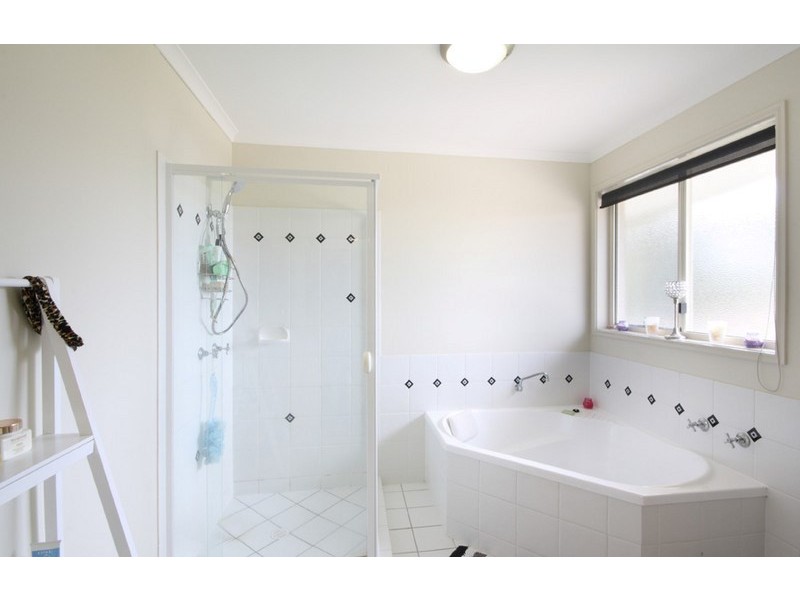 16 Midden Place, Pelican Waters QLD 4551