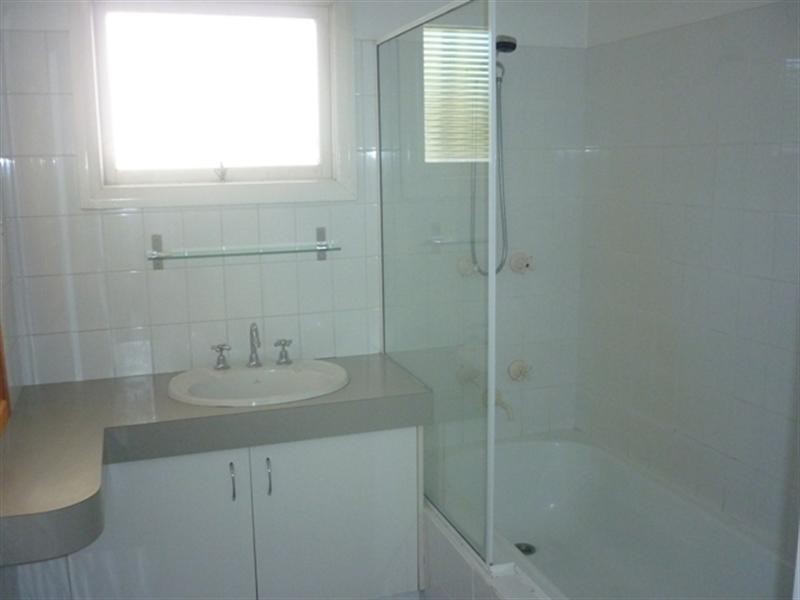 1, 6 Queen Street, Kings Beach QLD 4551