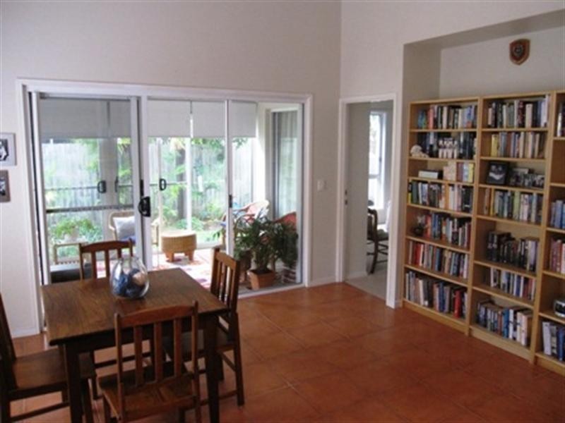 21 St Lucia Crescent, Kawana Island QLD 4575