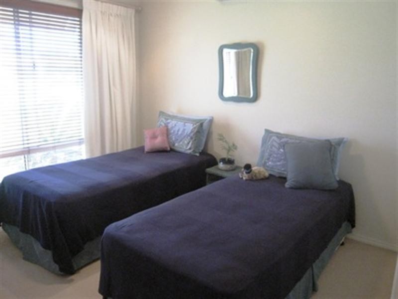 21 St Lucia Crescent, Kawana Island QLD 4575