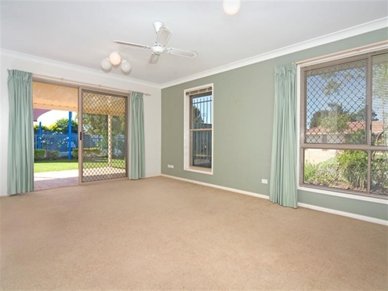 34 Wavell Avenue, Golden Beach QLD 4551